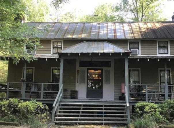 100 Lake Valley Dr, Starkville, MS 39759