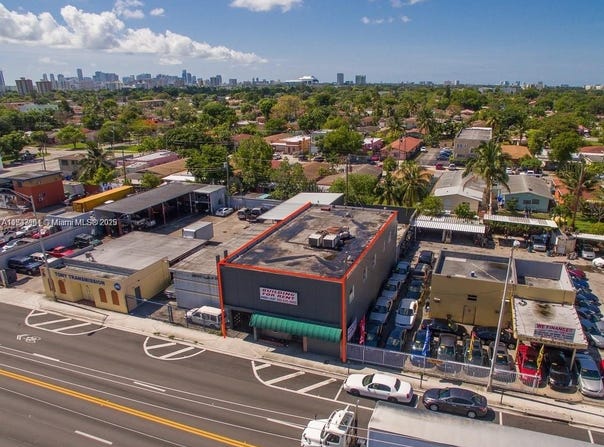 2360 NW 36th St, Miami, FL 33142