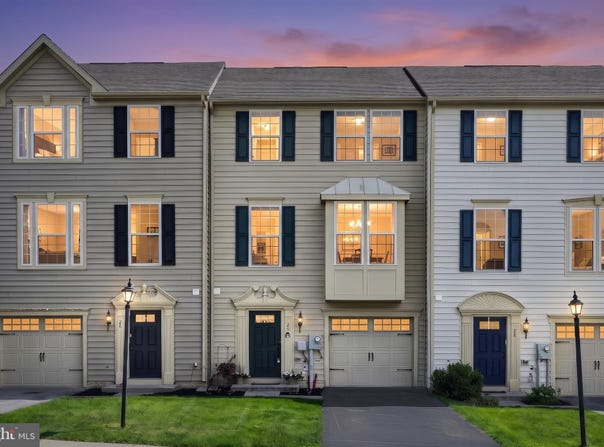 26 S CENTER Street, HANOVER, PA 17331