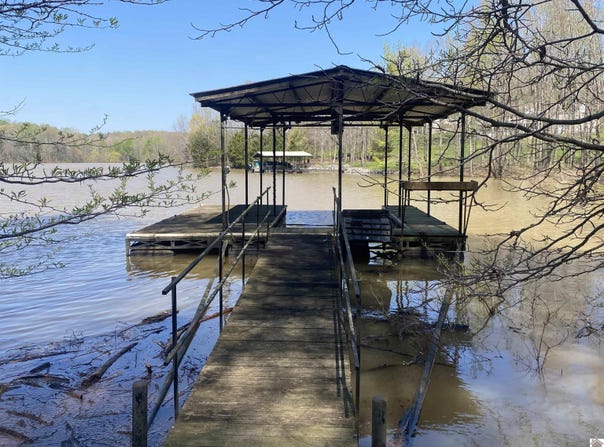 7 Al Hen Rd, Cadiz, KY 42211