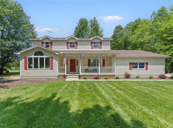 26138 Crocker Road, Columbia Station, OH 44028