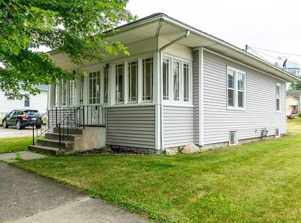 623 N State Street, Kendallville, IN 46755