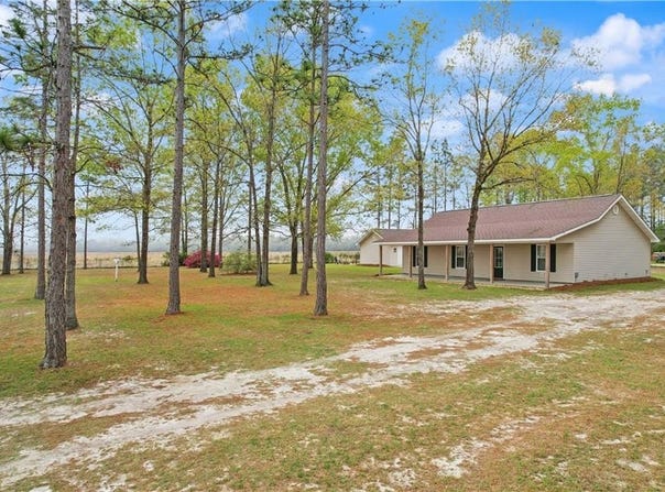 46 Christopher Circle, Nahunta, GA 31553