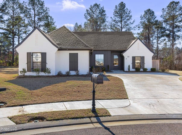 131 Seymour Drive, Madison, MS 39110