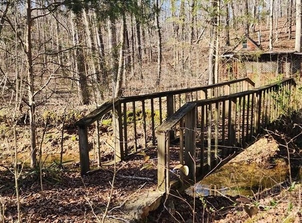 610 Maple Acres, HOLLADAY, TN 38341