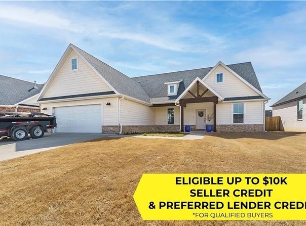 921 Petit Jean, Prairie Grove, AR 72753