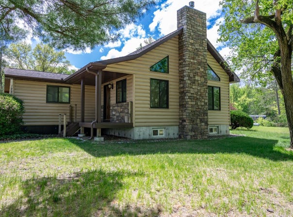 N12124 12th Avenue, Necedah, WI 54646