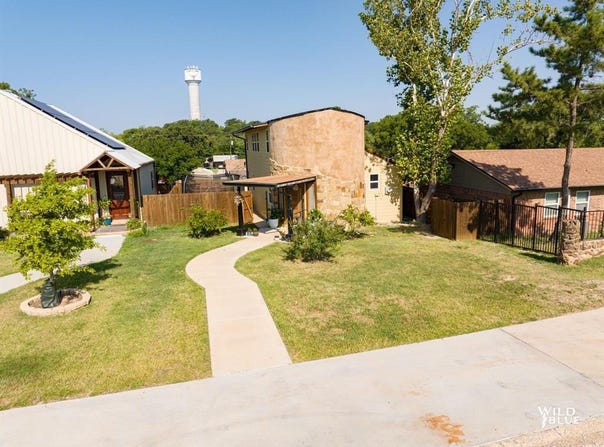 507 S Ostrom Avenue, Eastland, TX 76448