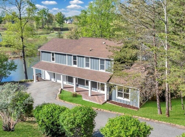 188 BUCK RUN DR, Moneta, VA 24121
