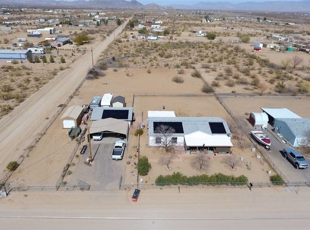 7125 W Agua Fria Drive, Golden Valley, AZ 86413
