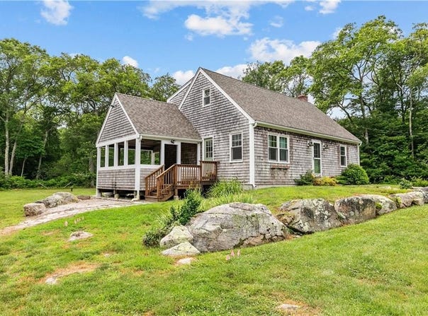 140 Long Highway, Little Compton, RI 02837