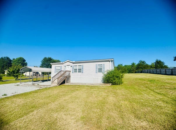 290 Blackburn Road, McKenzie, TN 38201