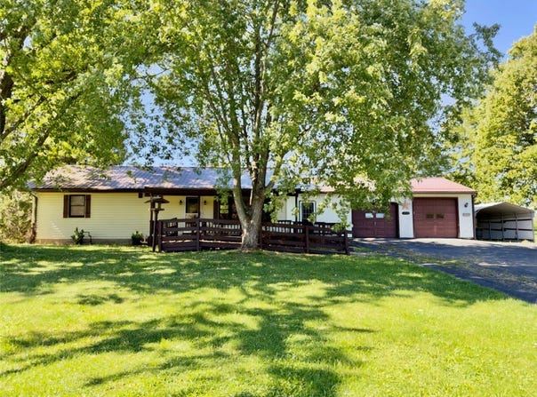 2231 and 2245 Hill City Rd, Cranberry Twp, PA 16346