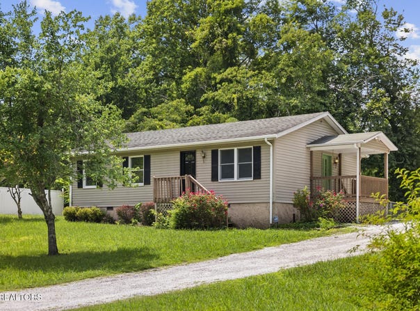123 Stevens Circle, Rockwood, TN 37854