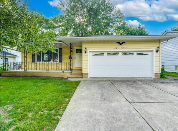 6583 Copley Avenue, Solon, OH 44139