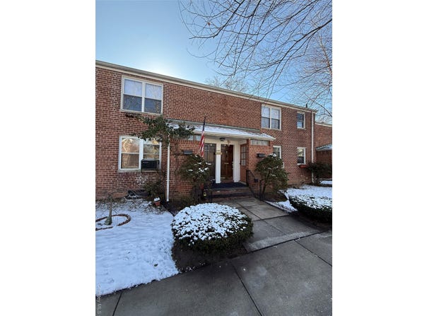 194-20A 39th Avenue, Flushing, NY 11358