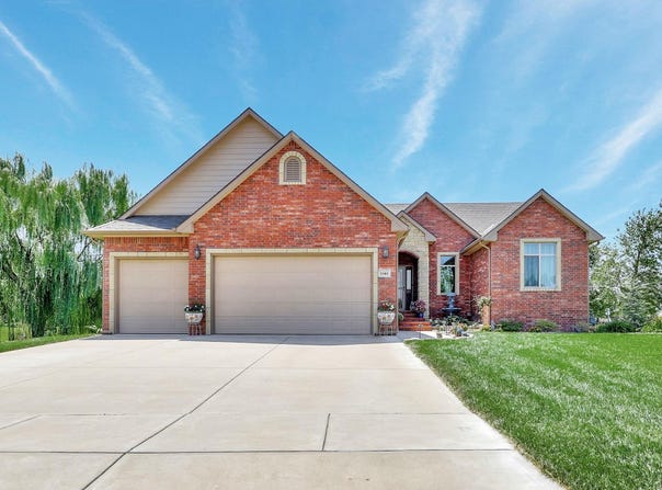 13401 E Equestrian Circle, Wichita, KS 67230