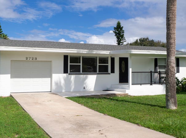 2723 S Peninsula Drive, Daytona Beach, FL 32118
