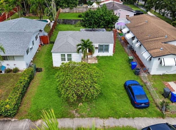 2607 ADAMS Street, HOLLYWOOD, FL 33020