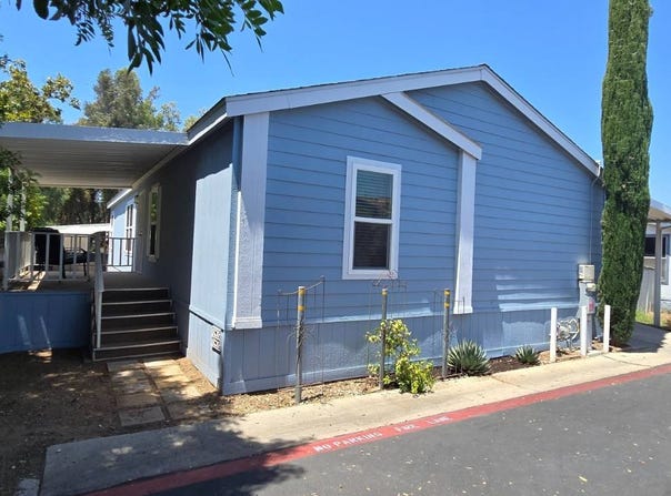 13655 Highway 8 Business, El Cajon, CA 92021