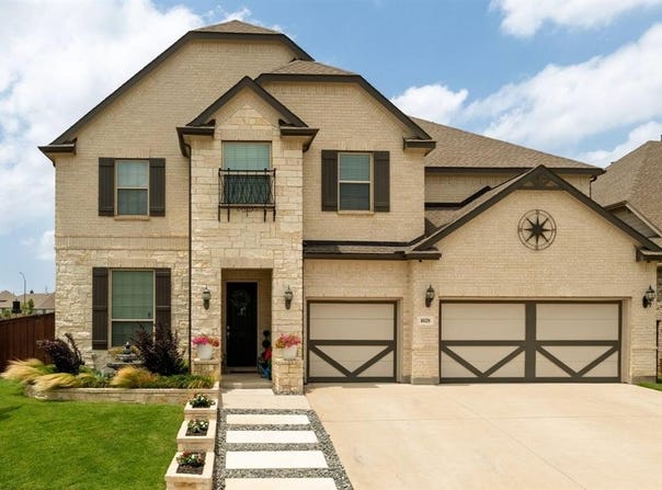 1628 Eleanor Drive, Fort Worth, TX 76052