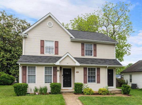 411 S POPLAR AVE, Waynesboro, VA 22980