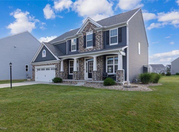 8915 Leatherleaf Drive, Columbia Station, OH 44028