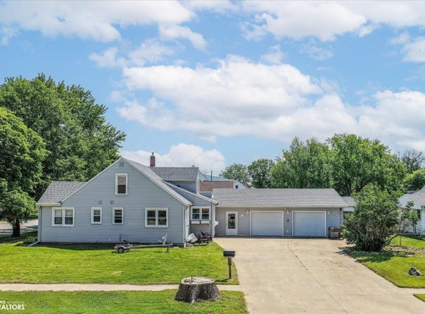 42 6Th Street, Woodbine, IA 51579