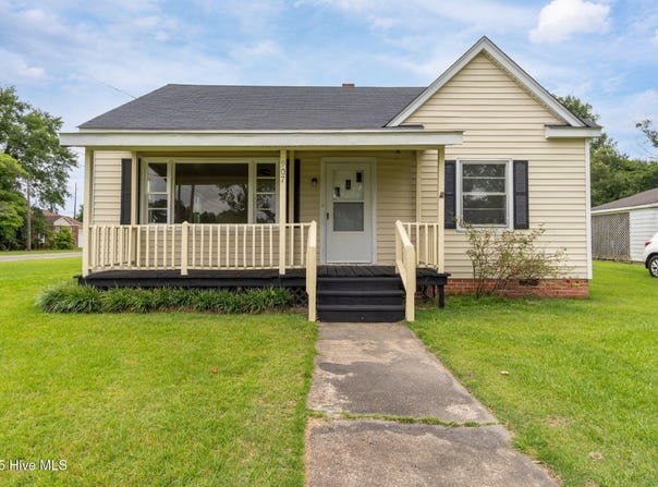 907 Sycamore Avenue, Kinston, NC 28504
