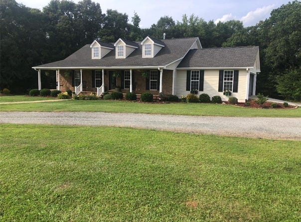 431 SEIGLER Road, Iva, SC 29655