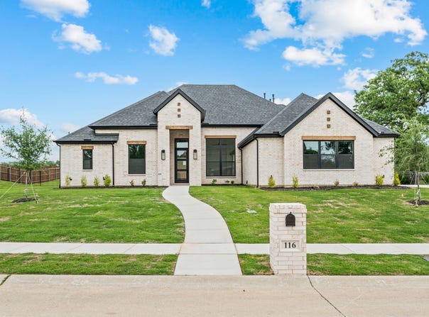 116 Oak Grove Lane, Boyd, TX 76023