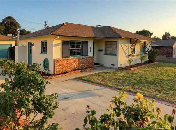 8220 Owens Street, Sunland, CA 91040