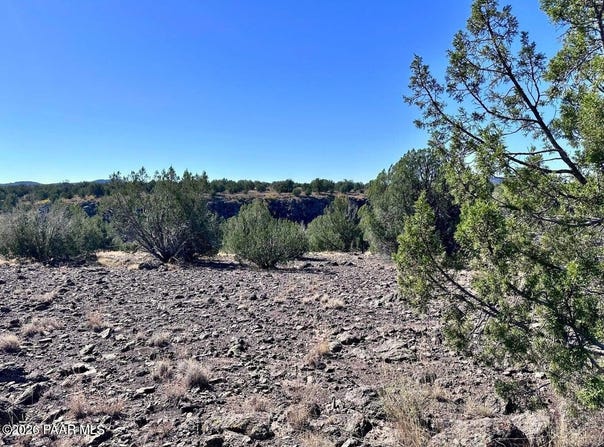 145 SW Reckless Lane, Ash Fork, AZ 86320