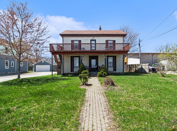 9445 Main Street, Whitmore Lake, MI 48189