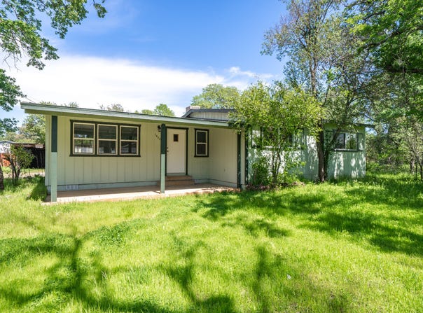 1430 Oakdale Lane, Redding, CA 96002