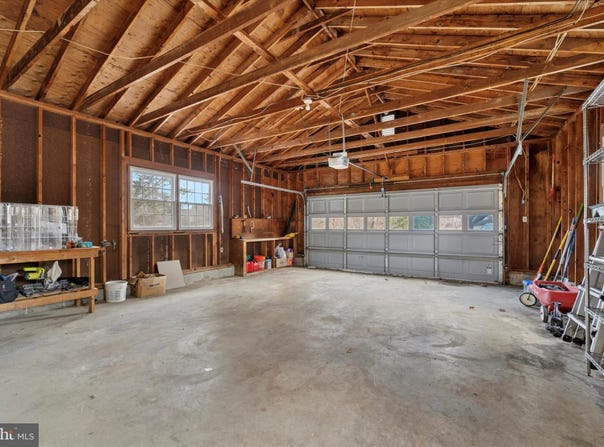 108 GRANDVIEW ROAD, DOWNINGTOWN, PA 19335