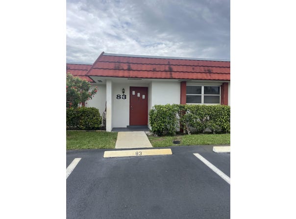 5800 Fernley Drive W, Greenacres, FL 33415