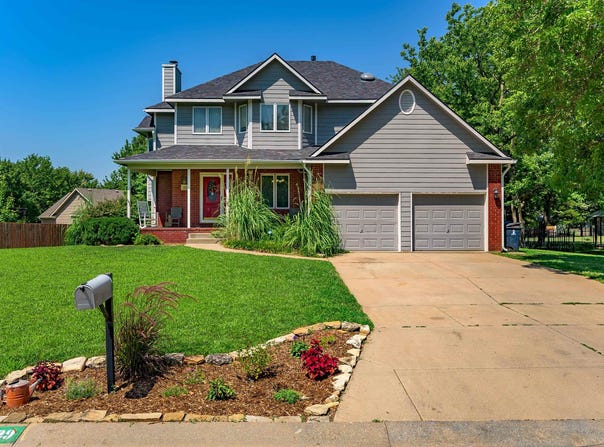 1829 N Kendrick Ln., El Dorado, KS 67042