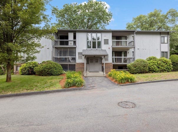 1461 Pawtucket Boulevard, Lowell, MA 01854