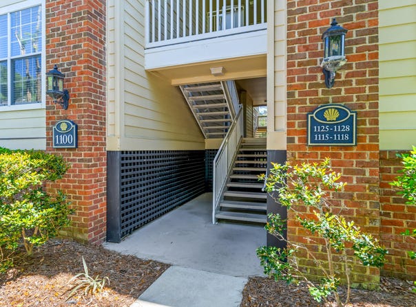 1600 Long Grove Drive, Mount Pleasant, SC 29464