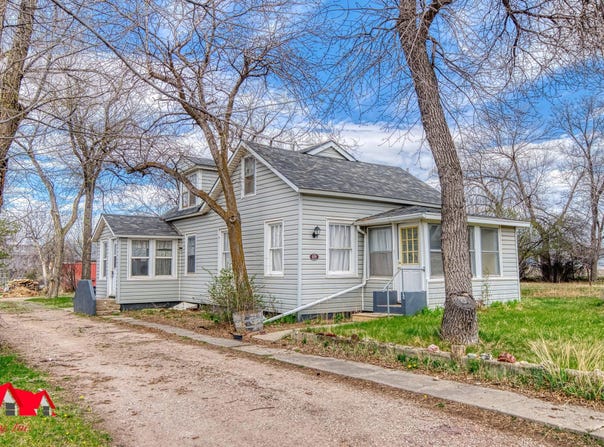 629 Willow, Upton, WY 82730