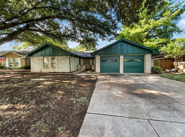 4016 Lynbrook Lane, Arlington, TX 76015