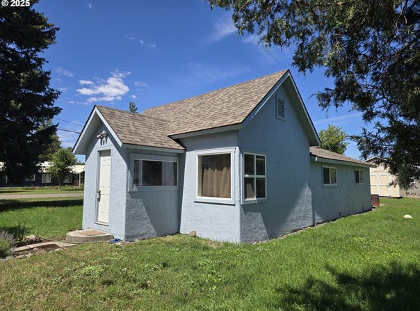 107 W 4TH ST, Wallowa, OR 97885