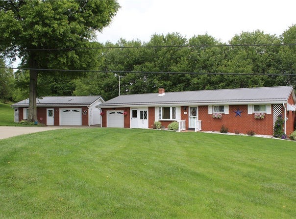 928 Old Ridge Rd, Cross Creek Twp, PA 15312