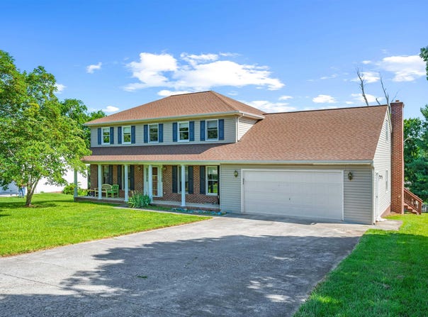 2000 NORTHSIDE Drive, Blacksburg, VA 24060