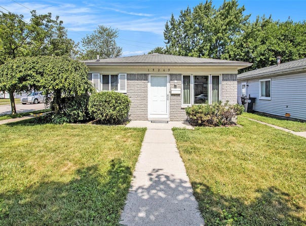 19263 Roger Street, Melvindale, MI 48122