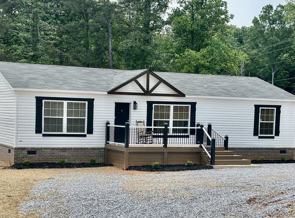 2111 Double Bridge, Demorest, GA 30535