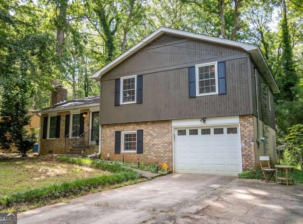 210 Tall Tree, Athens, GA 30606
