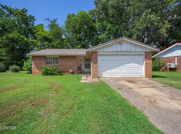 265 Walnut Street, Savannah, TN 38372
