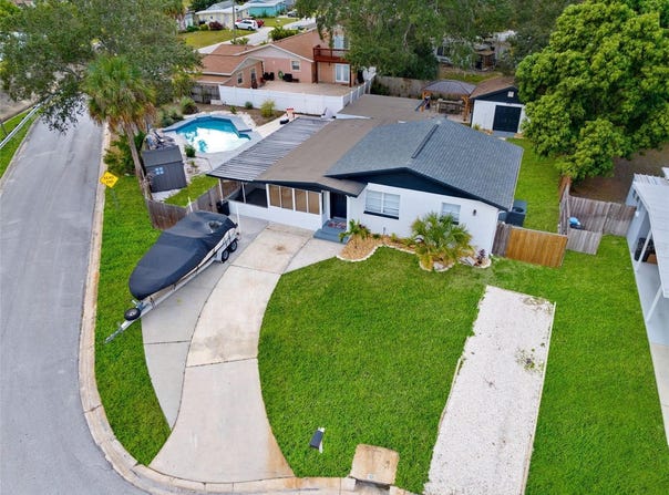 6400 64TH WAY N, PINELLAS PARK, FL 33781